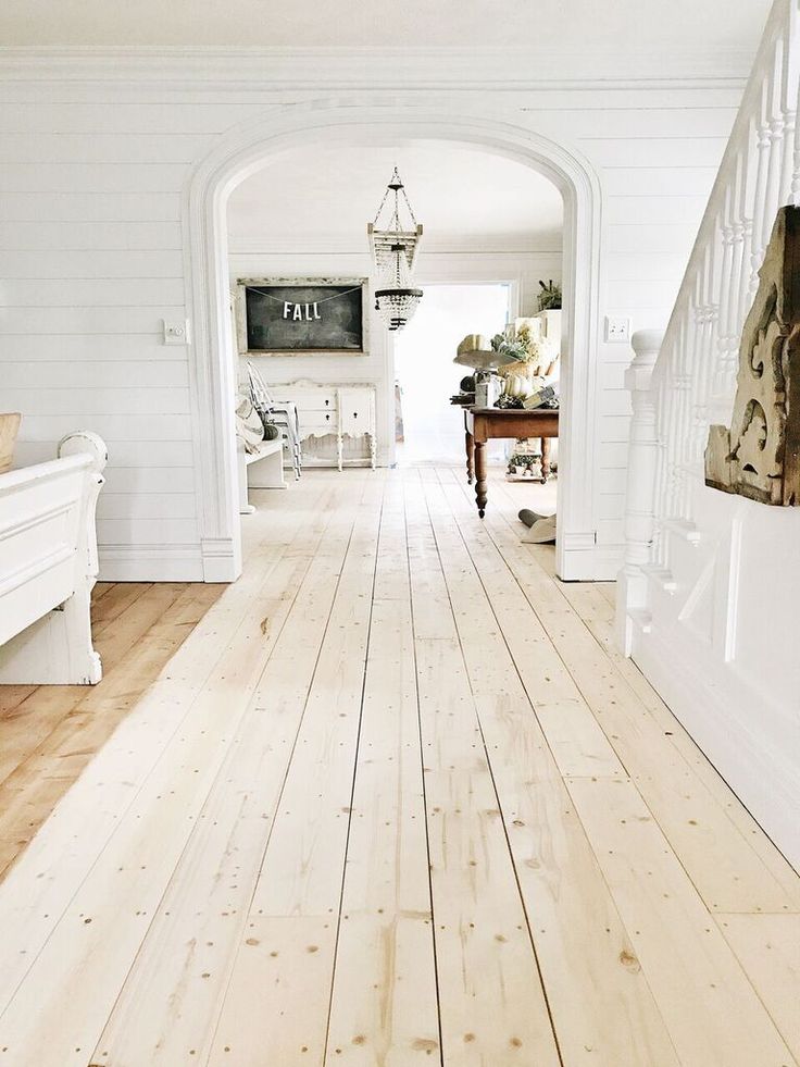 Wide Plank Pine Hardwood Flooring