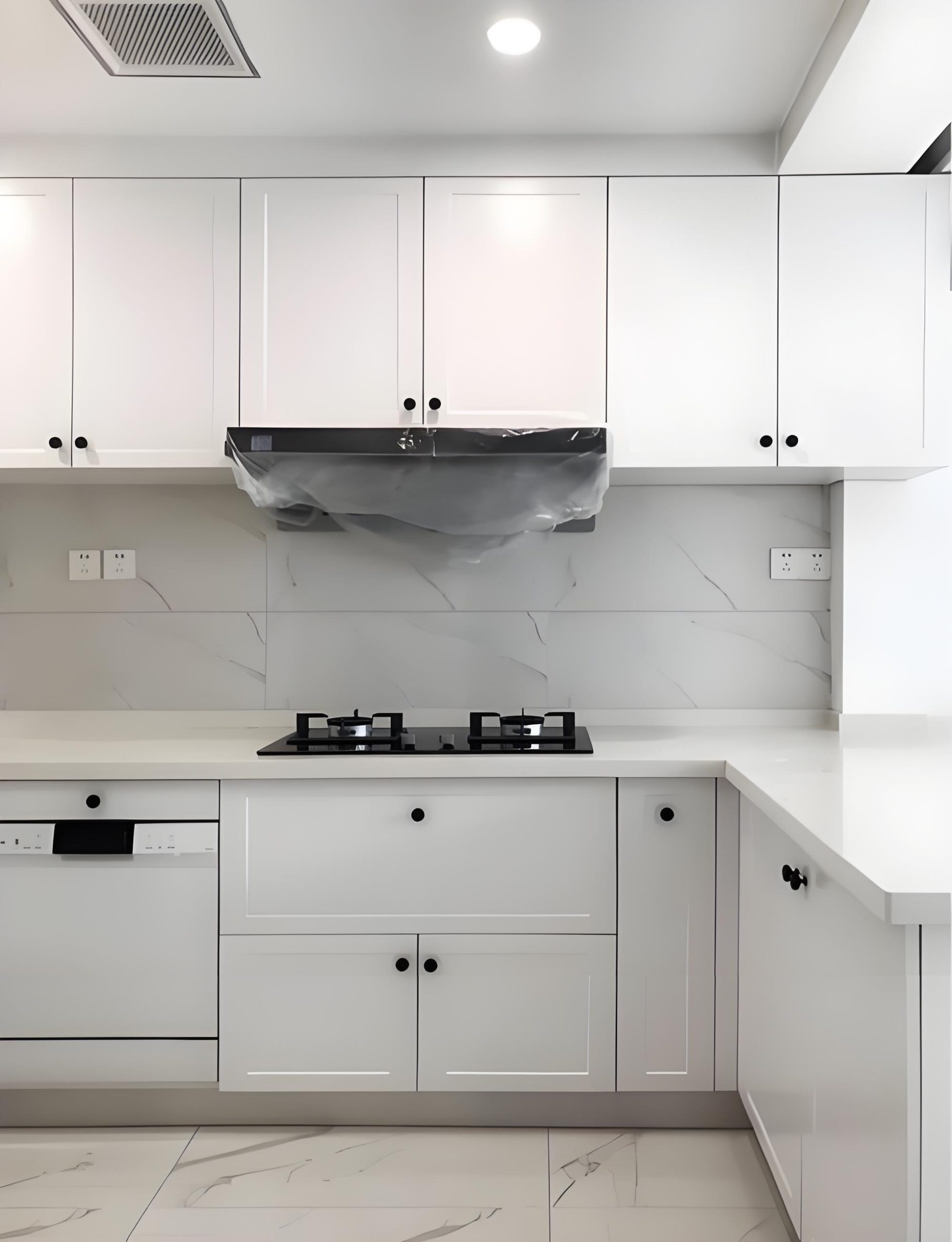 White Shaker Kitchen Cabinets